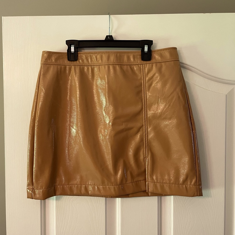 Shinestar NWT Women’s Faux Leather L Skirt